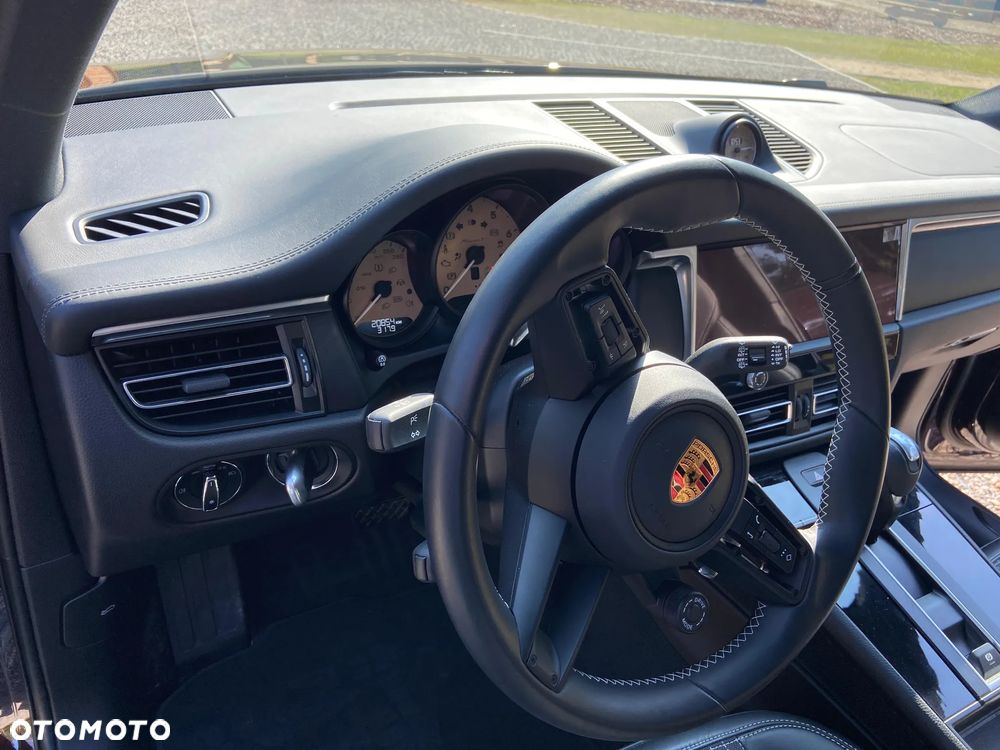 Porsche Macan T - 17