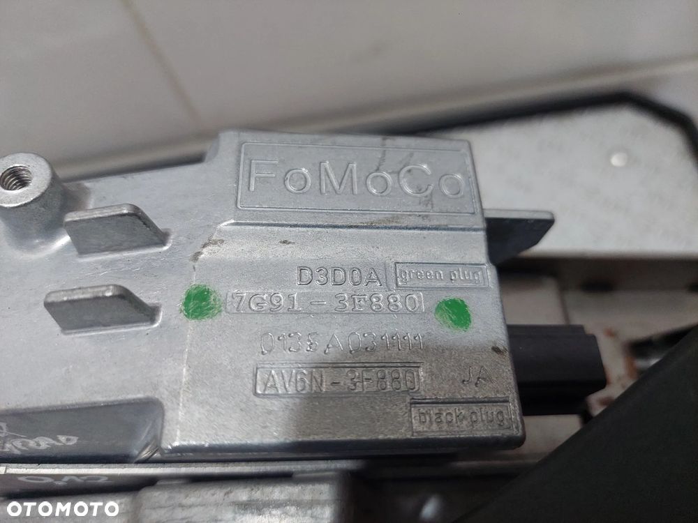 KOLUMNA KIEROWNICZA Z BLOKADĄ FORD GRAND C-MAX R2011 1,6 ECOBOOST NR AV6N3C529CB, 7G913F880 - 2