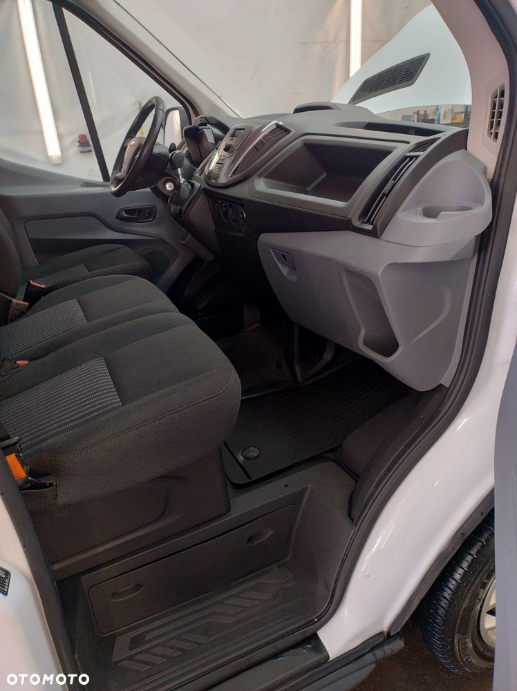 Ford TRANSIT - 8