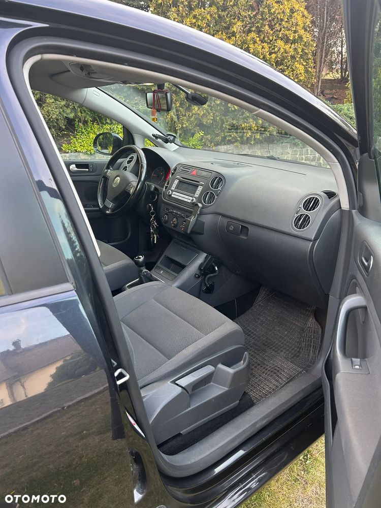 Volkswagen Golf Plus 1.9 TDI DPF Comfortline BlueMotion - 11