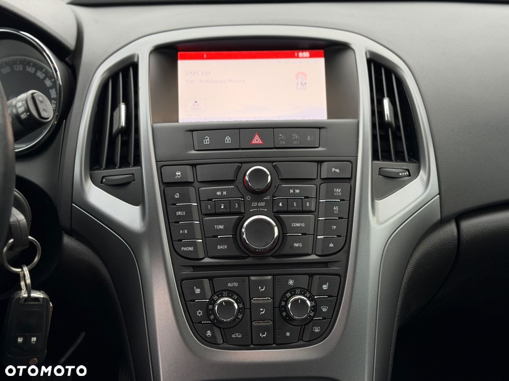 Opel Astra 1.4 T Cosmo - 19