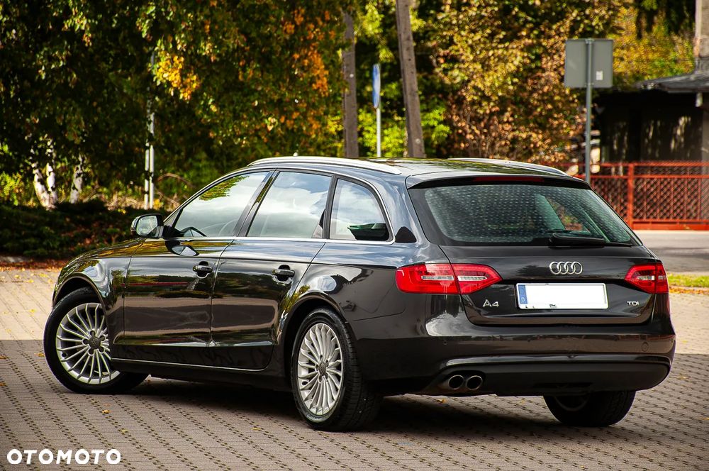 Audi A4 Avant 2.0 TDI DPF clean diesel Ambiente - 21