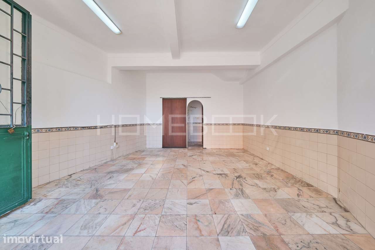 Loja para arrendamento na Rua Damasceno Monteiro na Graça em Lisboa - Grande imagem: 3/15