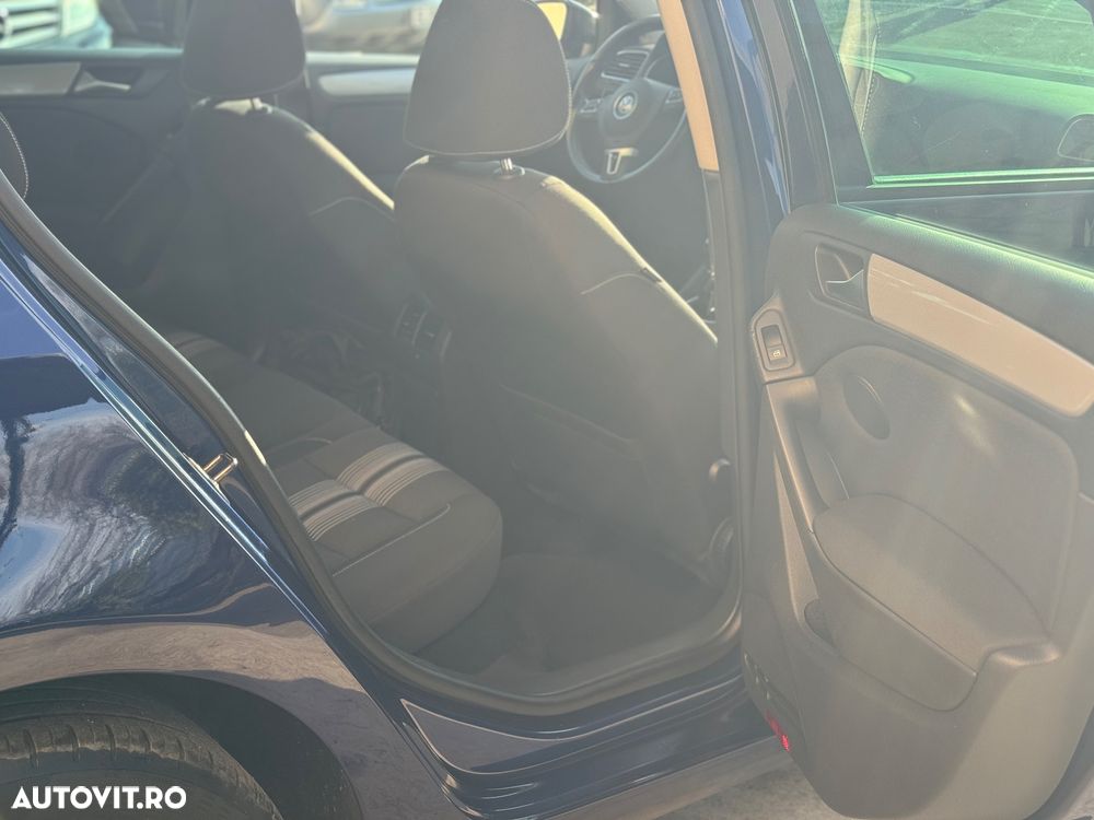 Volkswagen Golf 1.2 TSI MATCH - 8