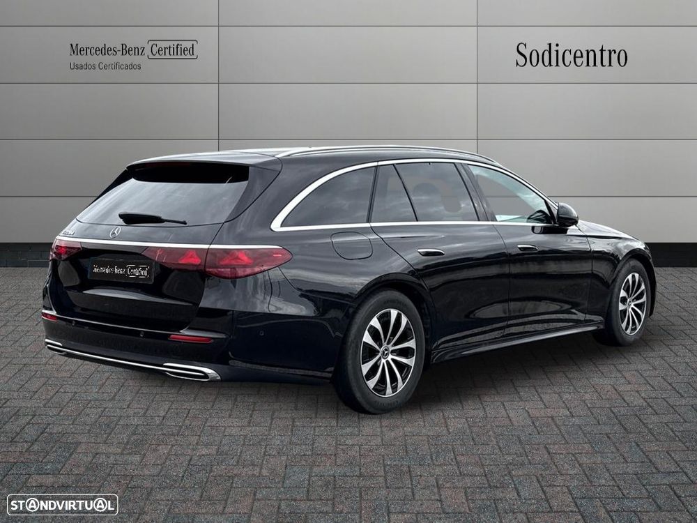 Mercedes-Benz E 220 d - 4