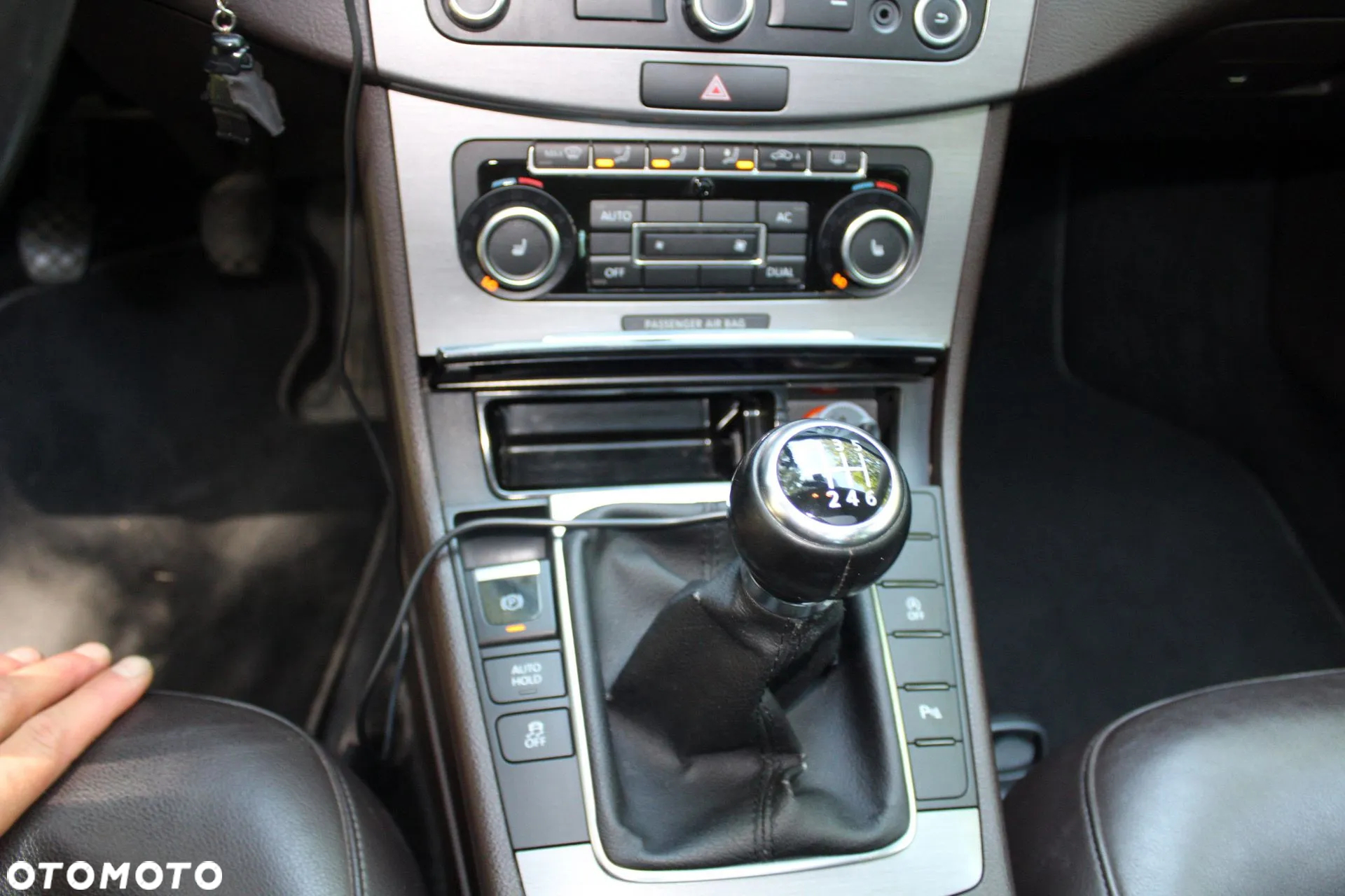 Volkswagen Passat Variant 1.6 TDI BlueMotion Technology Highline - 12