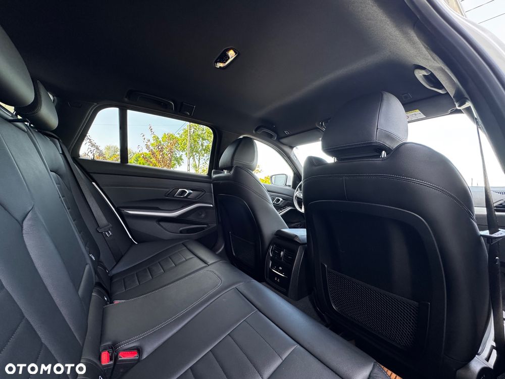 BMW Seria 3 330d MHEV Sport Line sport - 5