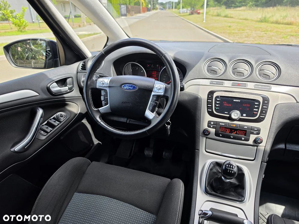 Ford S-Max 2.0 TDCi DPF Titanium - 8