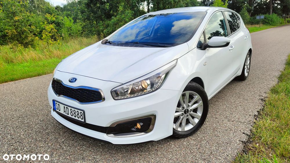 Kia Ceed 1.6 GDI Business Line - 21
