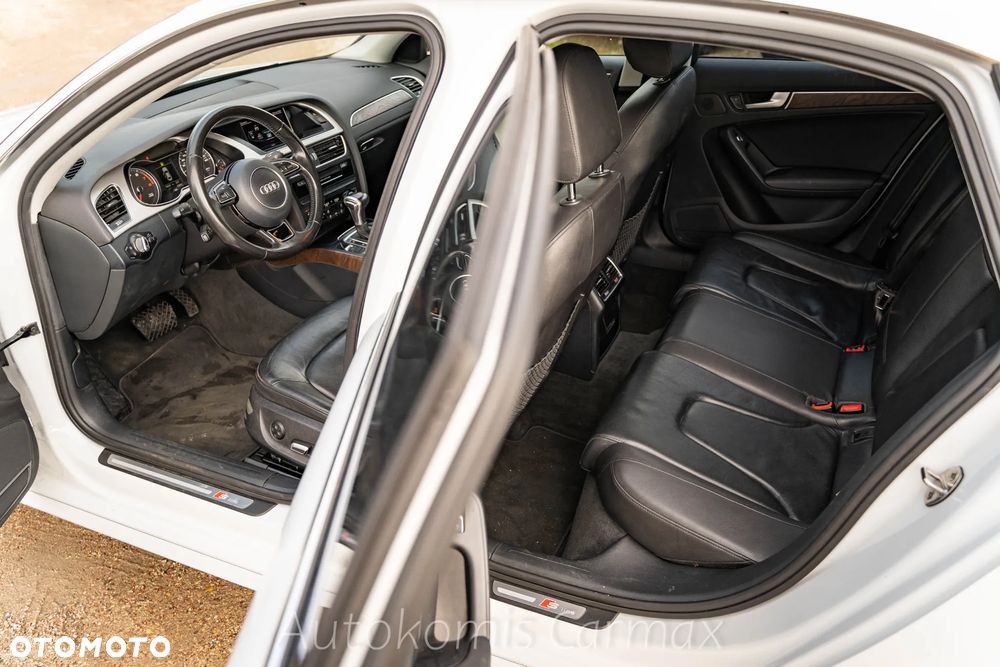 Audi A4 Limousine - 12