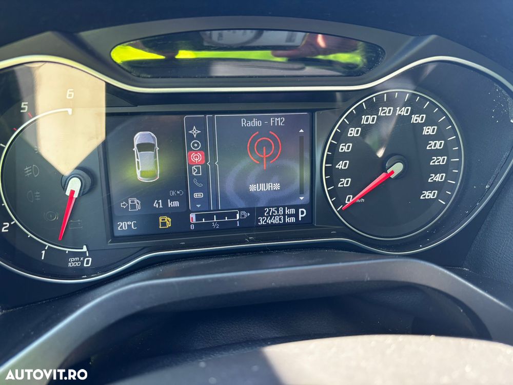 Ford S-Max 2.0 TDCi Powershift Titanium - 9