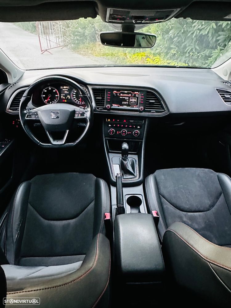 SEAT Leon 2.0 TDI DPF S&S DSG FR - 34