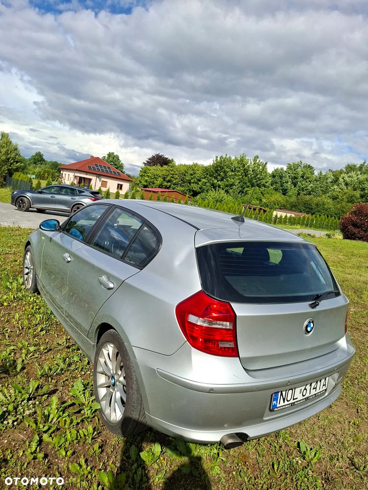 BMW Seria 1 118d DPF - 5