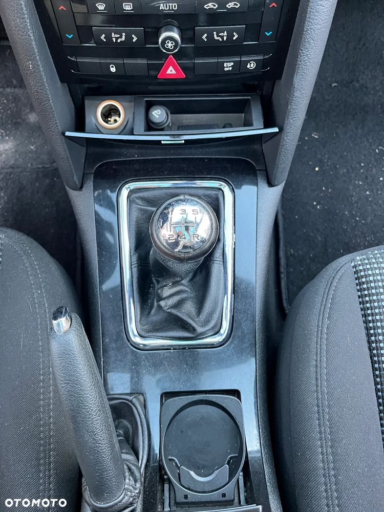 Peugeot 407 1.6 HDi Presence - 13