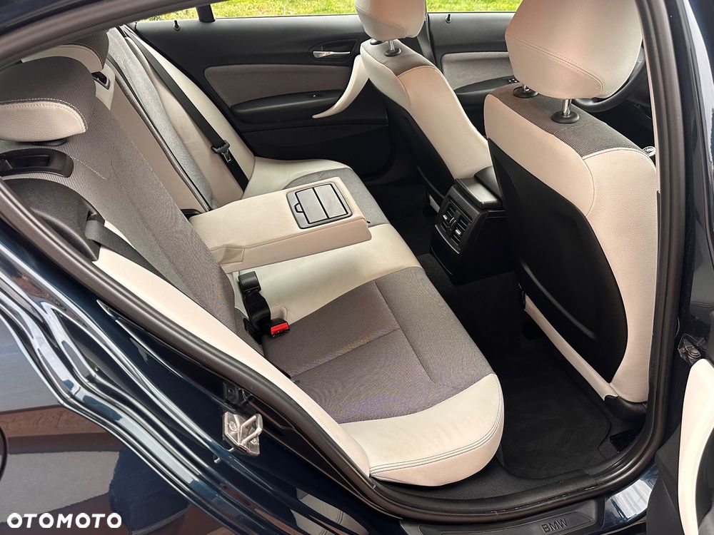 BMW Seria 1 118d Urban Line - 38
