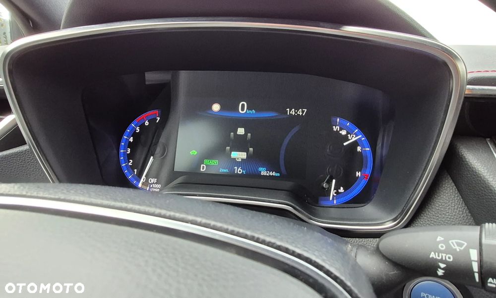 Toyota Corolla 1.8 Hybrid Selection - 13