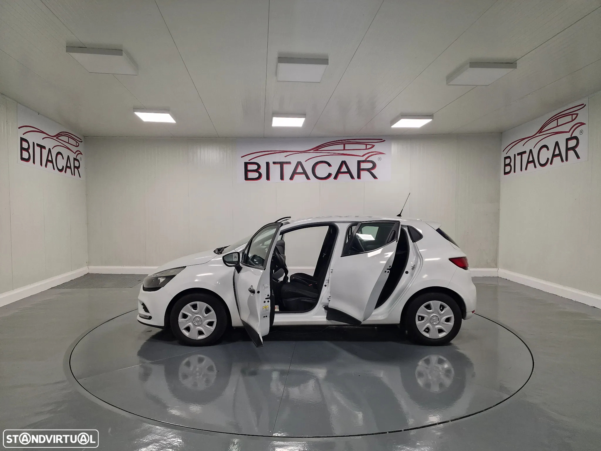 Renault CLIO SOCIETE 1.5 DCI ZEN GPS IVA DEDUTIVEL - 18