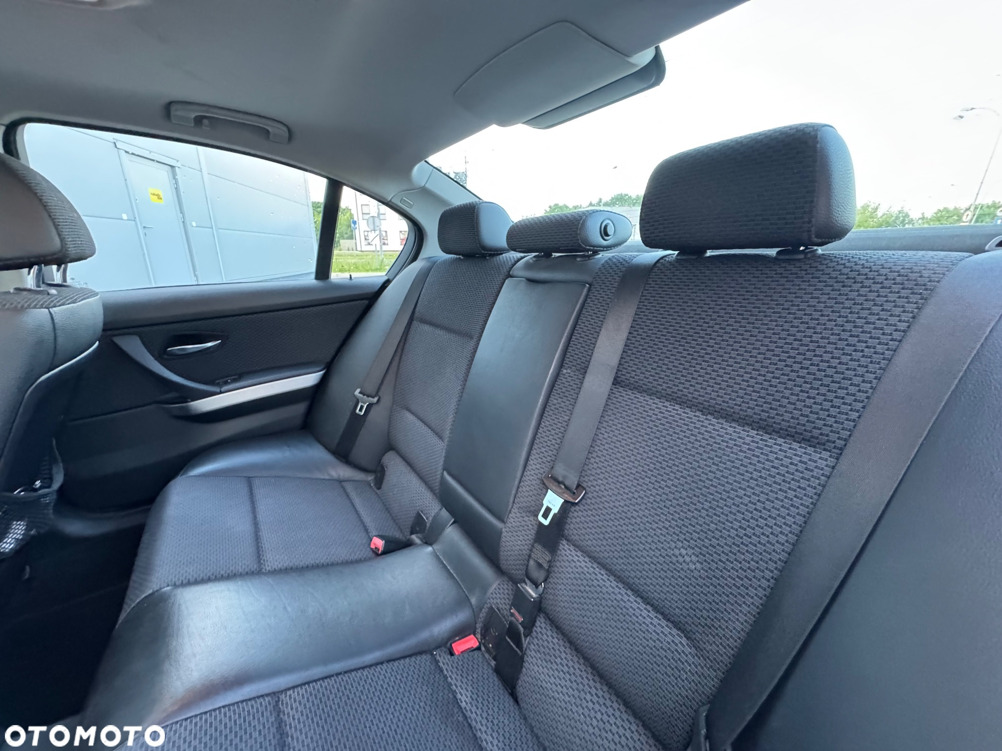BMW Seria 3 318i - 7