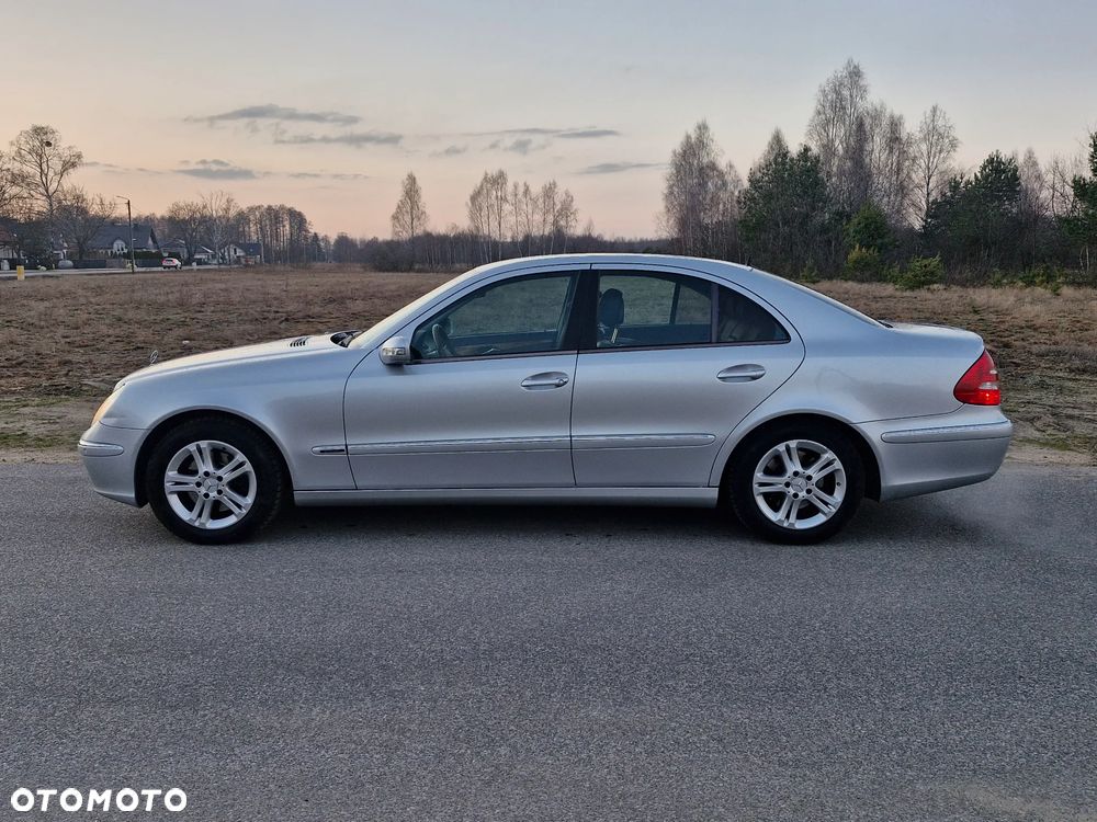 Mercedes-Benz Klasa E 280 4Matic Automatik Elegance - 9