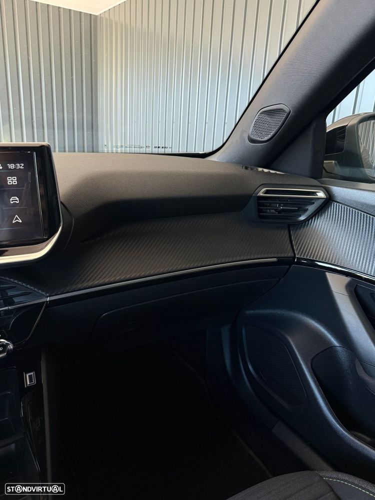 Peugeot e-2008 50 kWh Active - 21