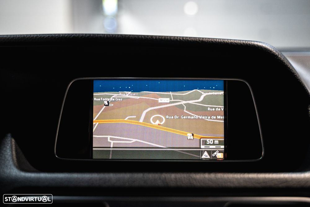 Mercedes-Benz E 220 CDi Avantgarde BlueEfficiency - 12