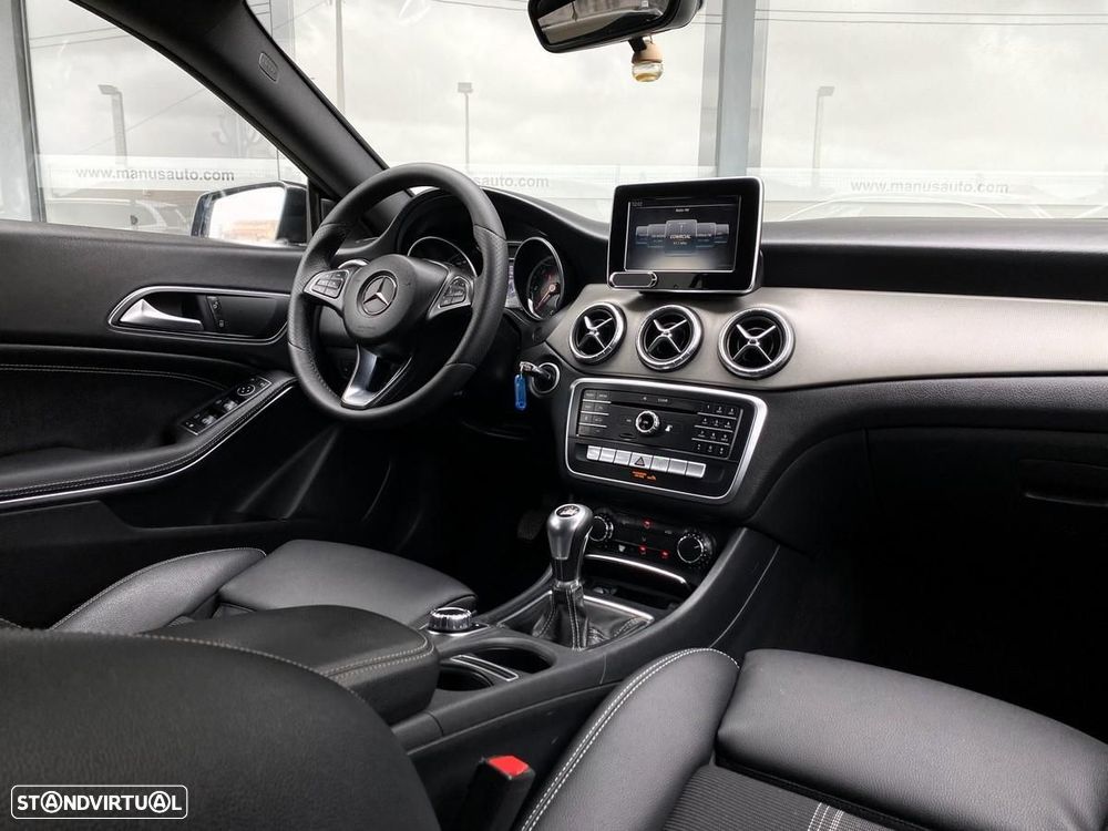 Mercedes-Benz CLA 180 d Shooting Brake Urban - 16