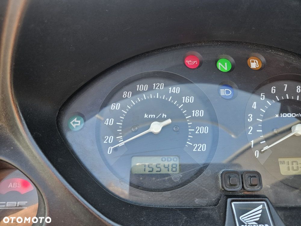 Honda CBF - 10