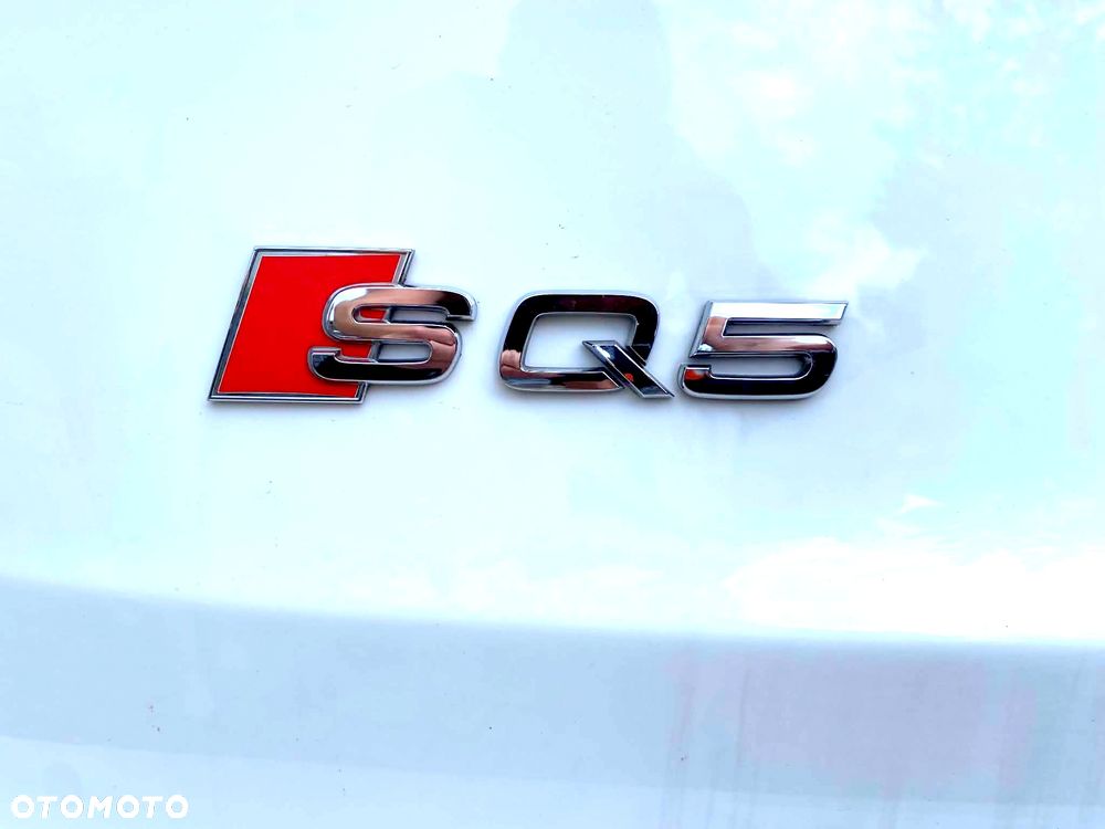 Audi SQ5 - 30