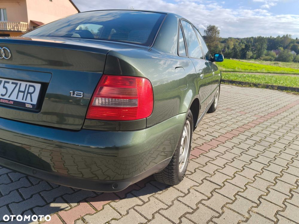 Audi A4 Limousine 1999 photo 5