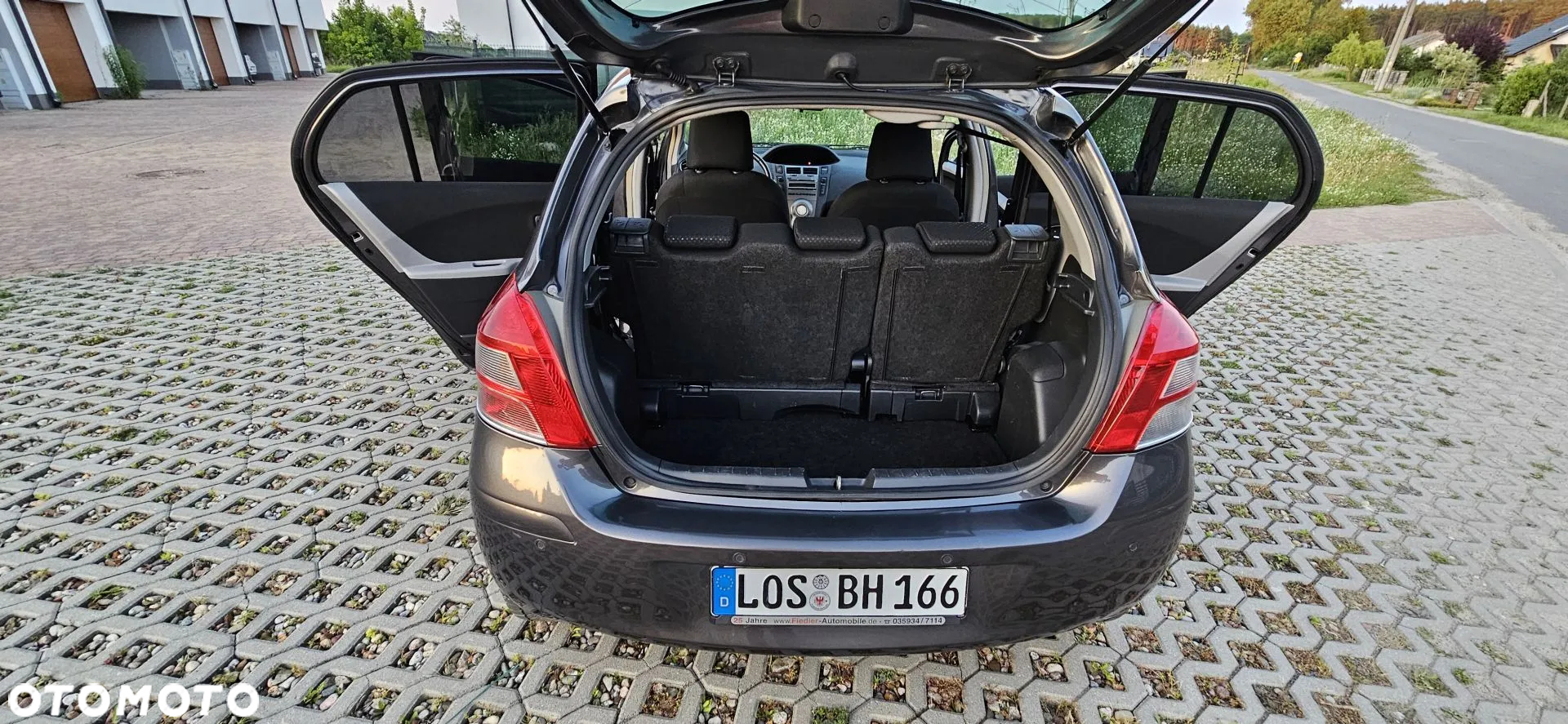Toyota Yaris 1.33 Dynamic - 13