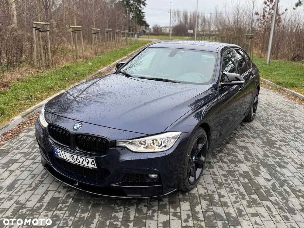 BMW Seria 3 328i xDrive Sport-Aut Luxury Line - 1