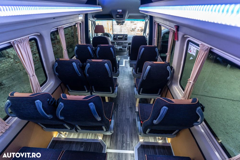Mercedes-Benz Sprinter - 26