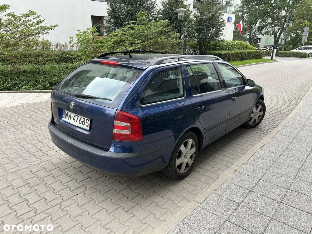 Skoda Octavia 1.6 FSI Elegance - 3