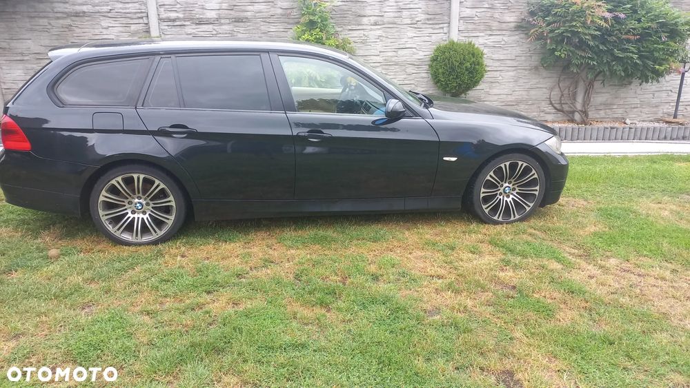 BMW Seria 3 318d - 6
