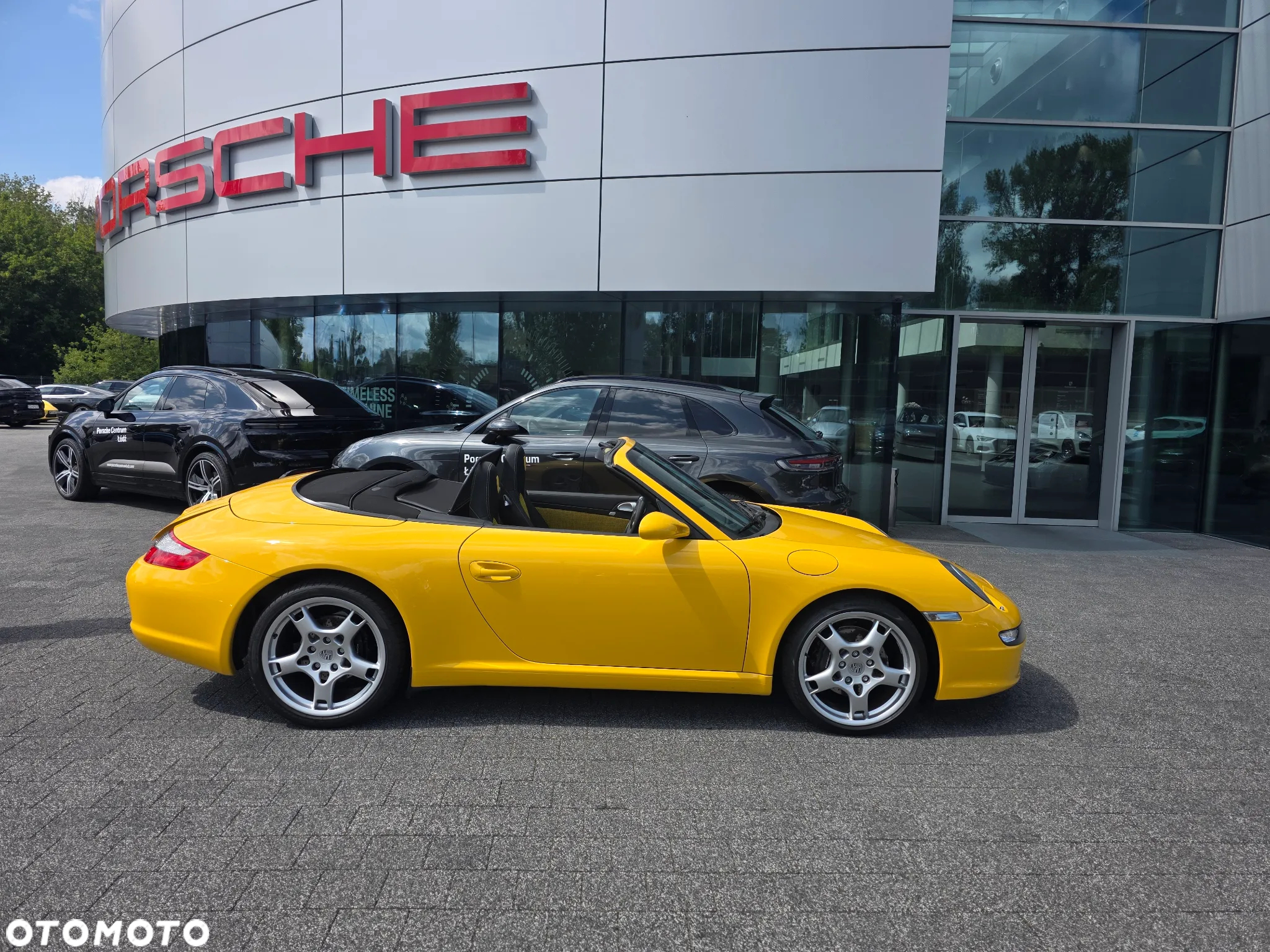 Porsche 911 Carrera Cabrio - 6