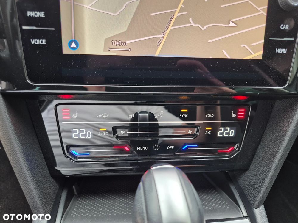 Volkswagen Passat 2.0 TDI 4Mot Elegance DSG - 18