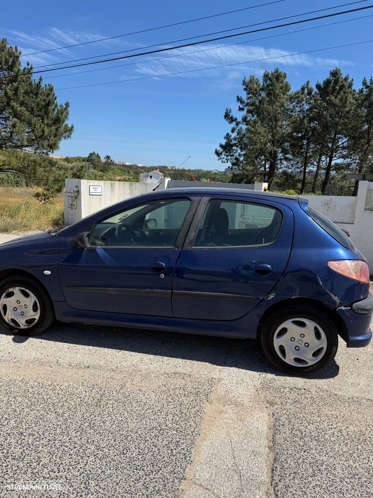 Peugeot 206 1.1 Color Line - 14