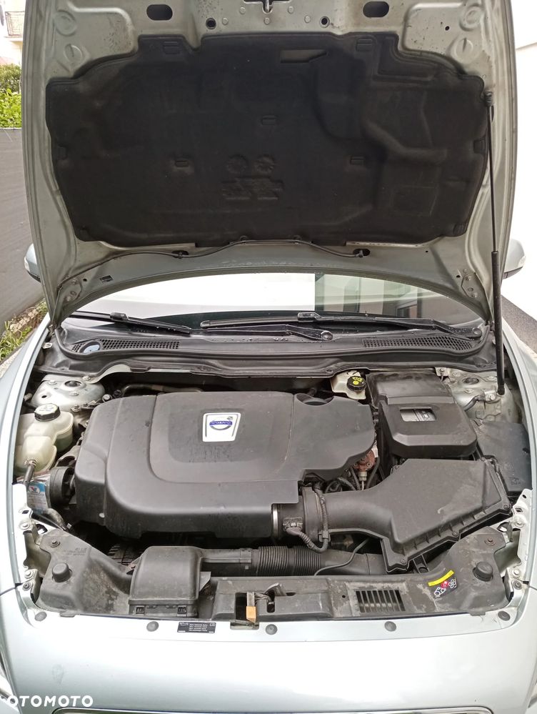 Volvo V50 D4 Momentum - 15