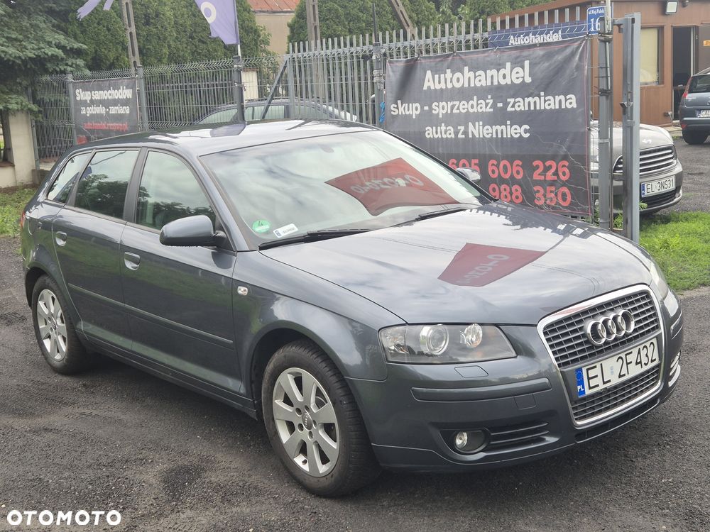 Audi A3 Sportback - 2
