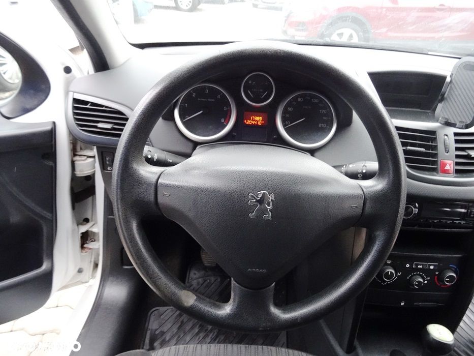 Peugeot 207 1.4 HDi Active - 21