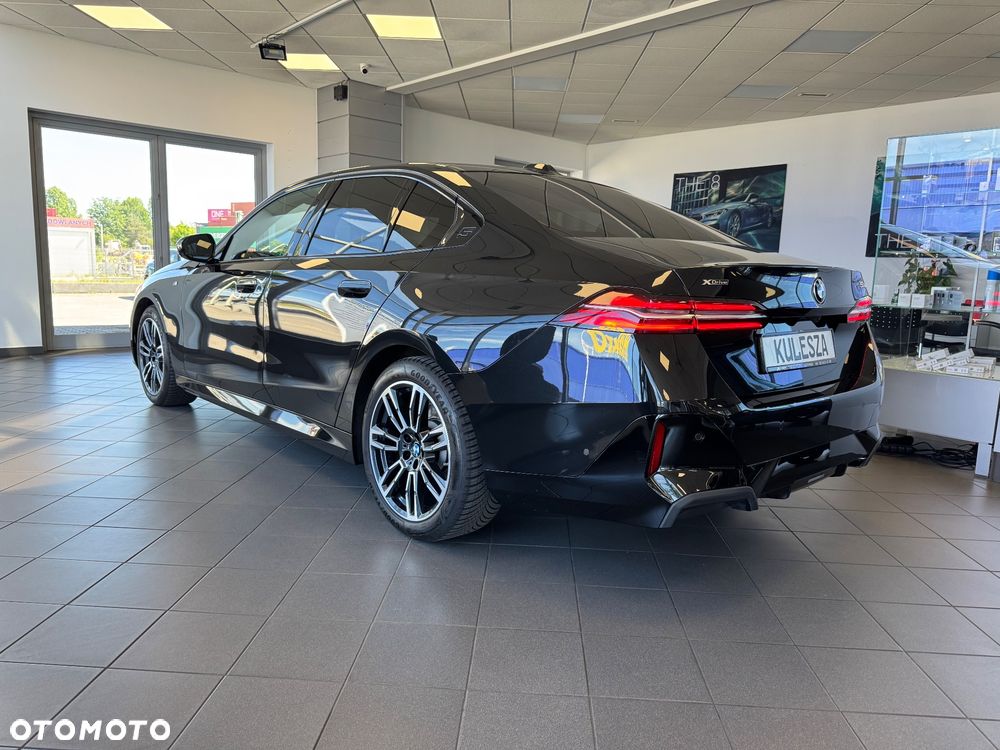 BMW Seria 5 520d xDrive - 8
