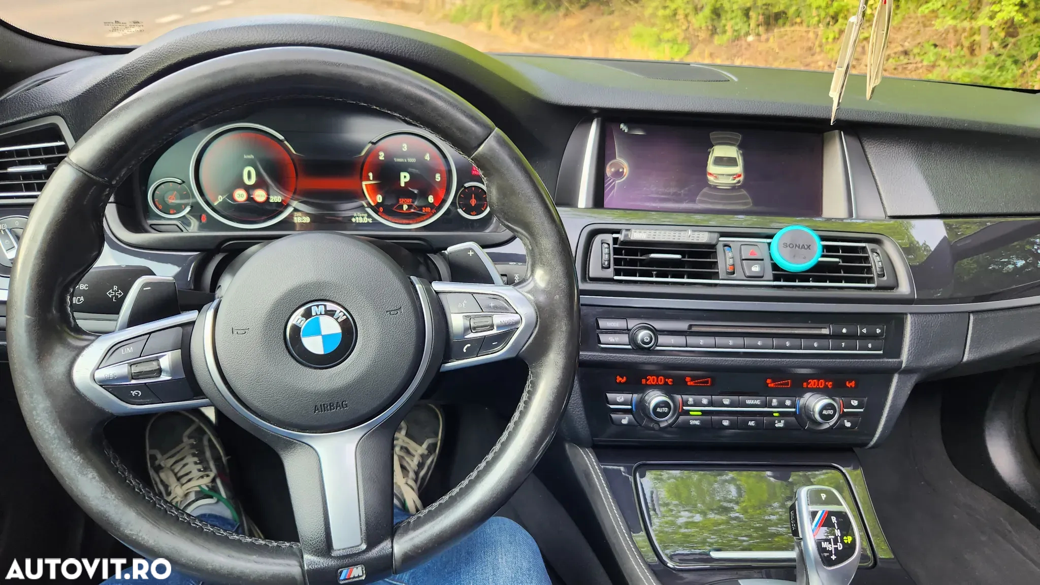BMW Seria 5 525d Aut. - 11