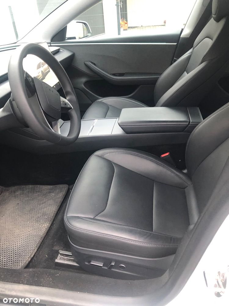 Tesla Model 3 Standard Reichweite Plus Hinterradantrieb - 5