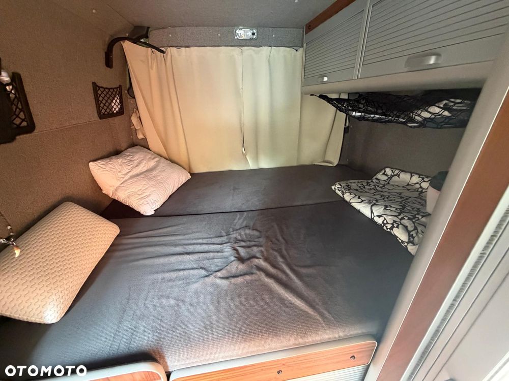 Mercedes-Benz Sprinter 4x4 - 17
