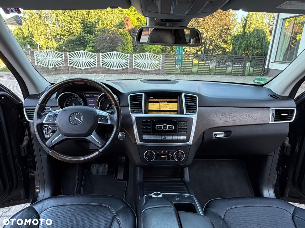 Mercedes-Benz ML 350 BlueTEC 4MATIC 7G-TRONIC Edition 1 - 25