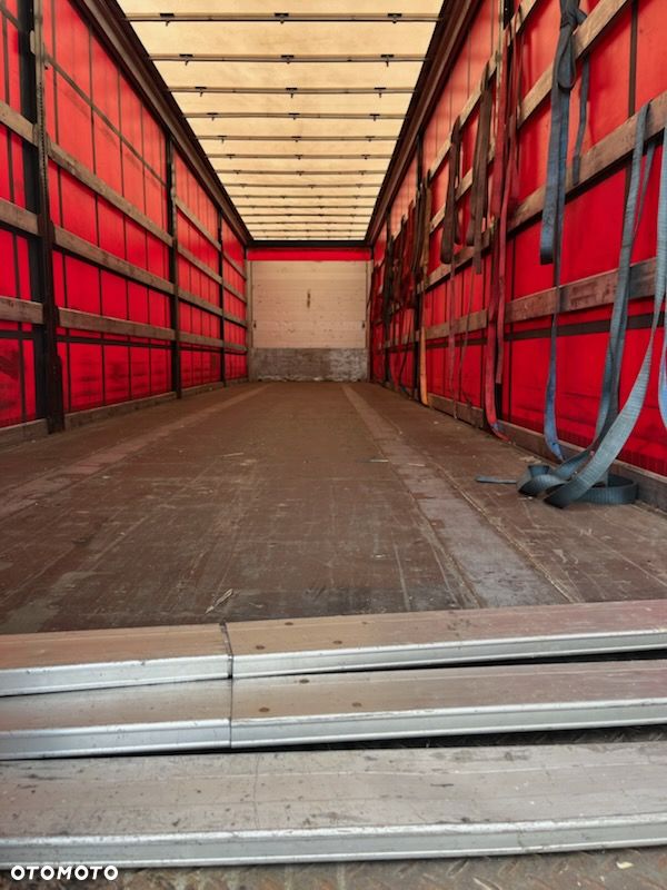 Schwarzmuller S1 - 8