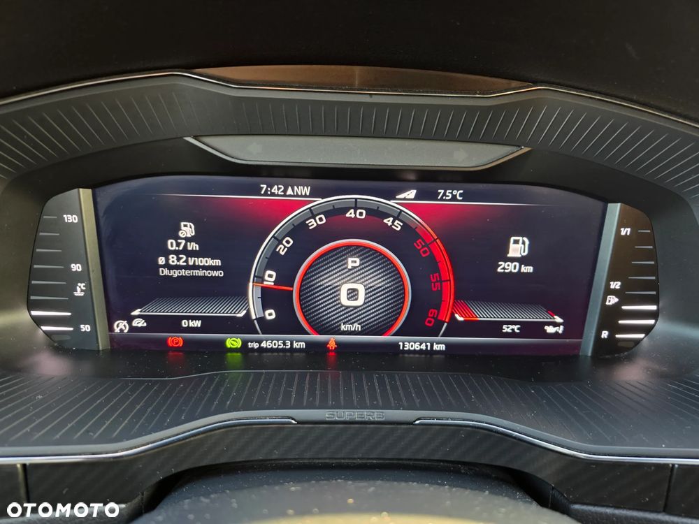Skoda Superb 2.0 TDI SCR 4x4 Sportline DSG - 32