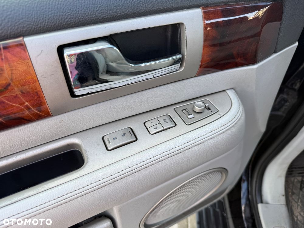 Lincoln Navigator 5.4 4WD - 24