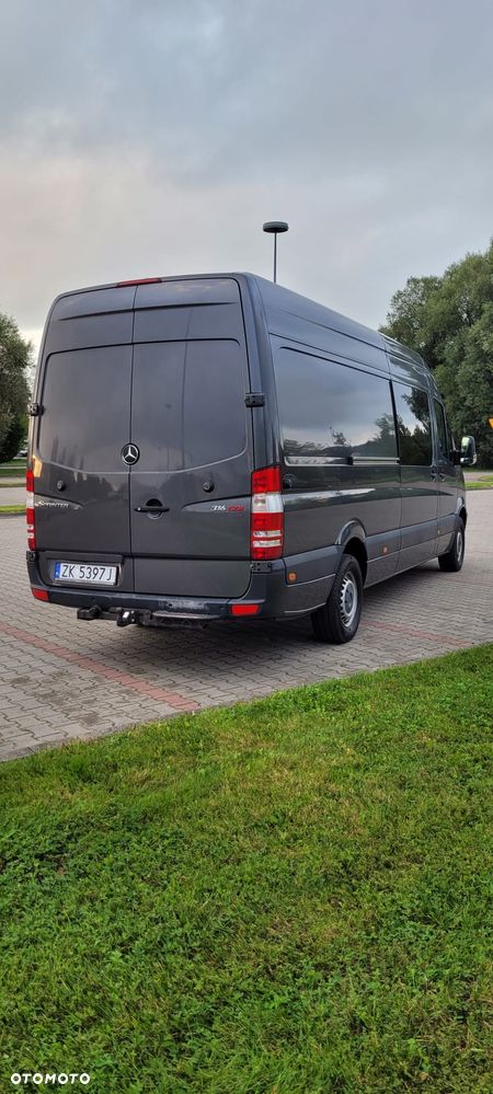 Mercedes-Benz Sprinter - 9