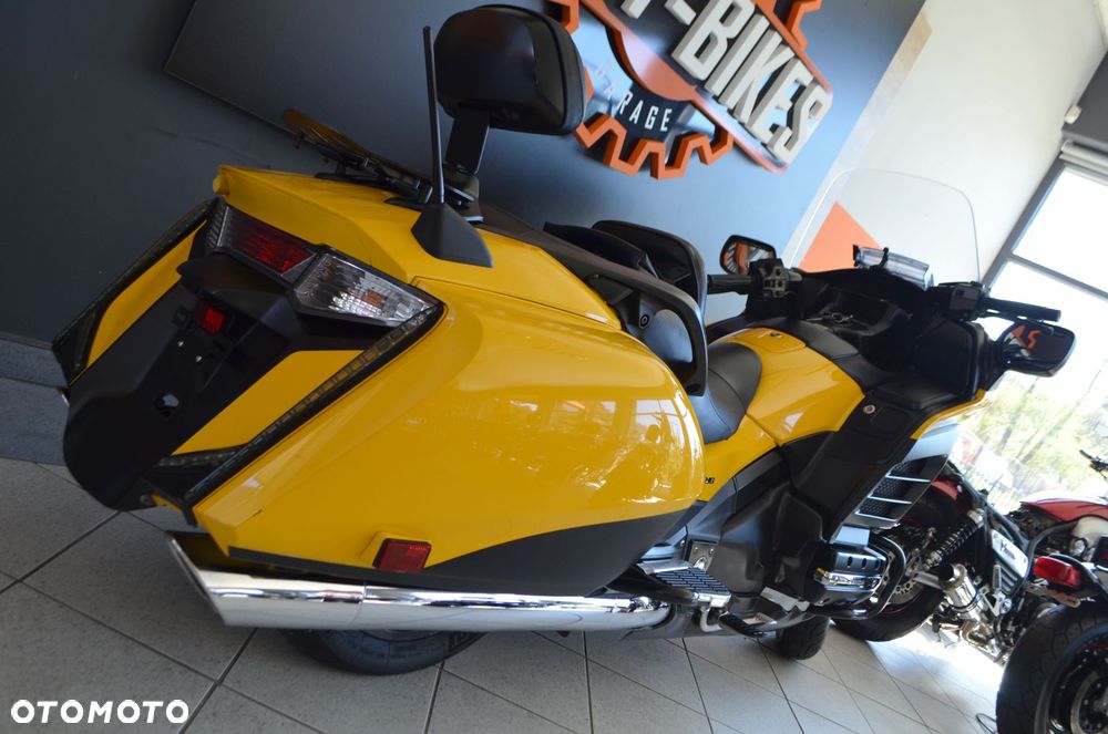Honda GL - 17